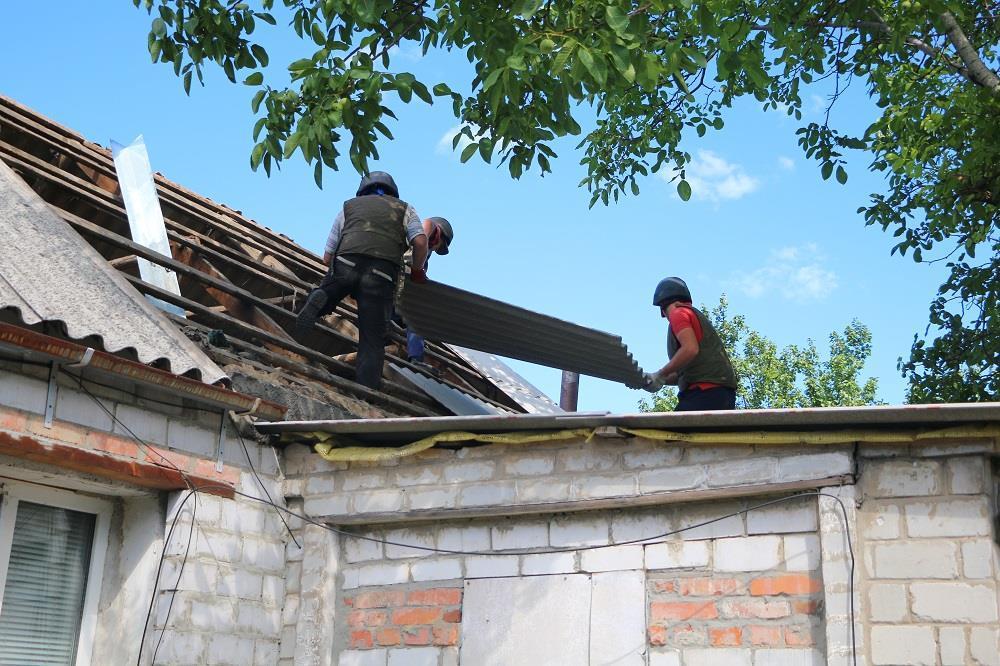 Рятувальники відновили понад 500 будинків в Авдіївці, зруйнованих від обстрілів 1