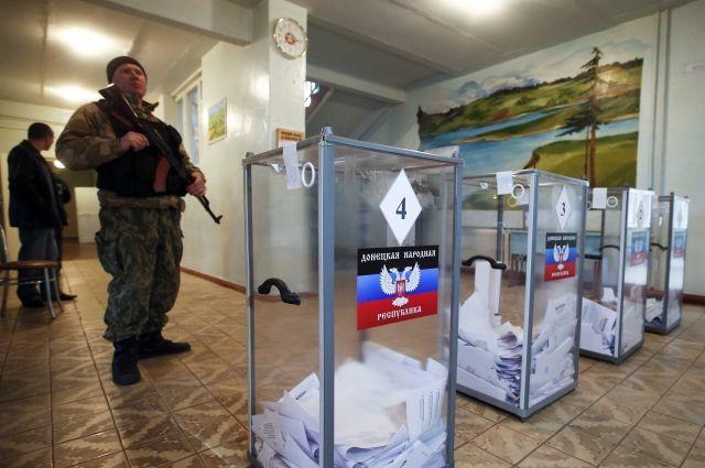 Поліцейські за тиждень затримали 7 підозрюваних в організації незаконного референдуму в Донецькій області
