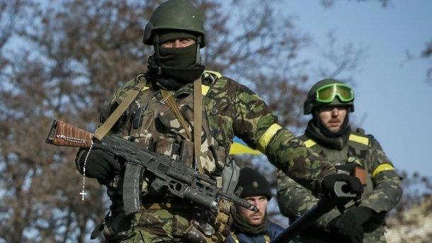 Вихідні на Донбасі: бойовики гатили з артилерії великих калібрів та поранили двох військових ЗСУ