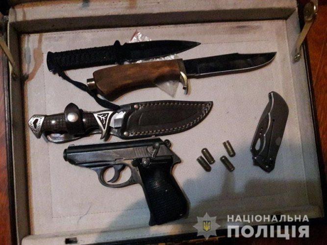 Поліцейські затримали учасників наркобізнеса з Міруполю та Києва