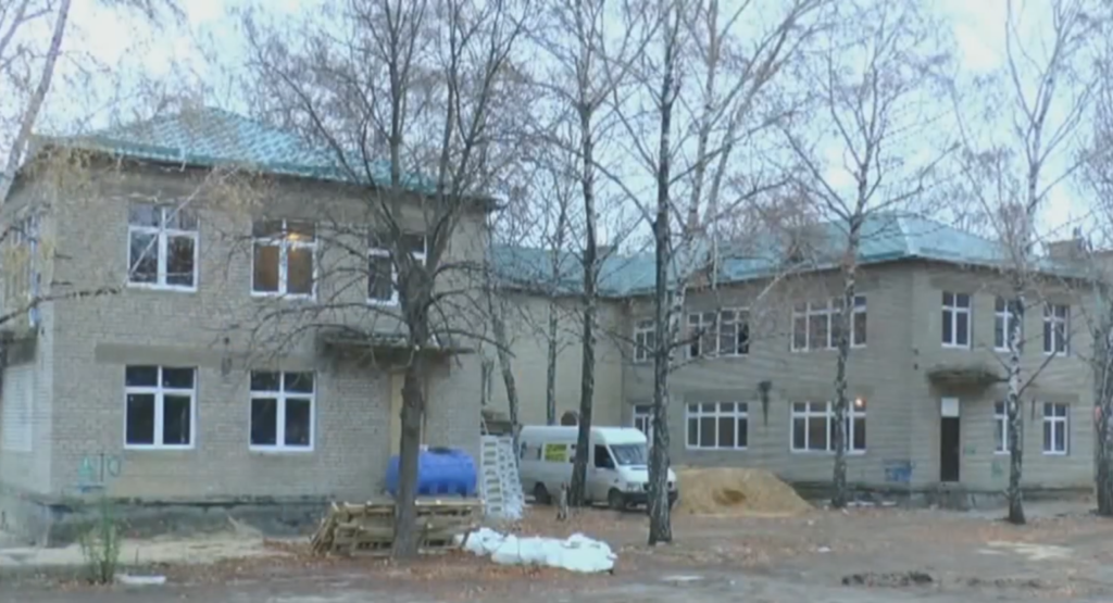 В Донецкой области реконструируют детский сад, который простаивал более двух десятков лет