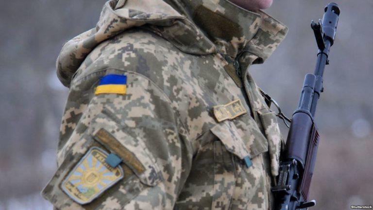 Окупанти гатили по позиціях ЗСУ з мінометів та зенітних установок, трьох бійців поранило, — штаб ООС