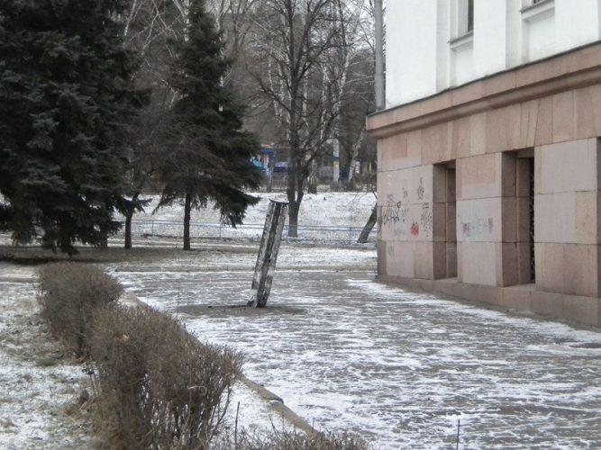 4 роки тому, 10 лютого 2015 року, в Краматорську впали снаряди"Смерч"