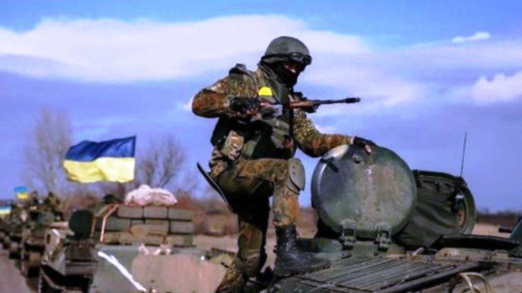 Оккупанты ранили трех бойцов ВСУ, а украинские военные взорвали им склад боеприпасов, — Штаб ООС