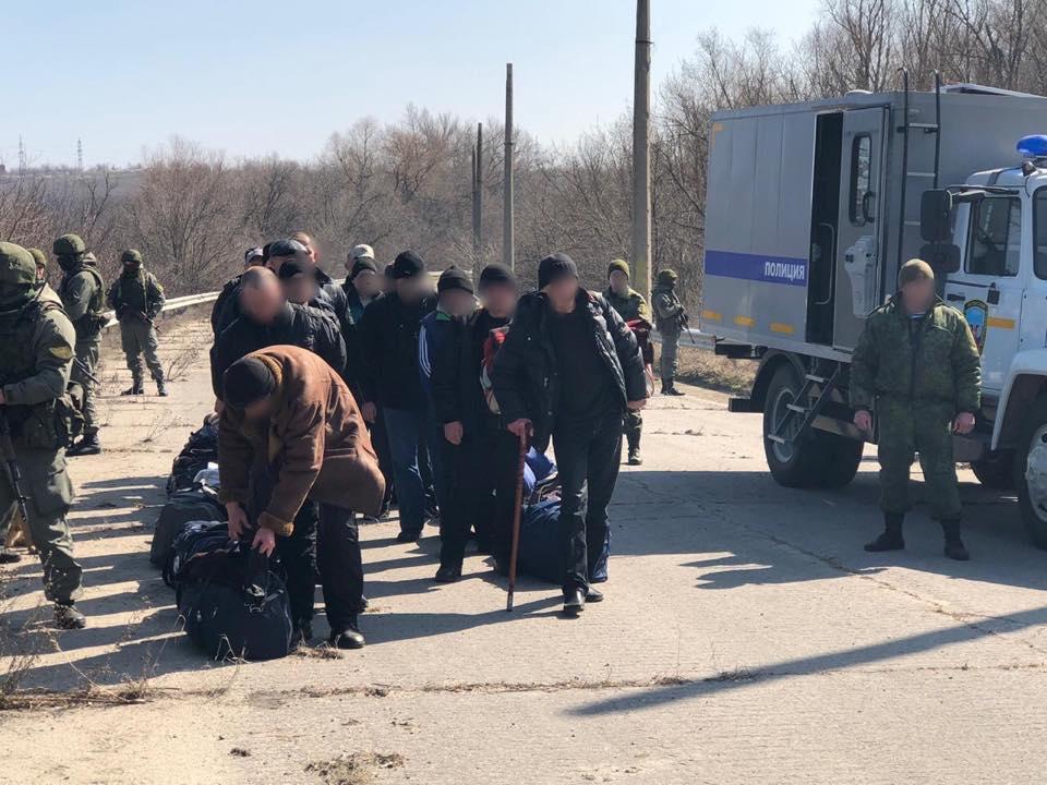 Передача в'язнів у Щасті