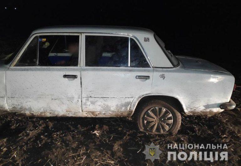 У Новогродівці чоловік вирішив ганятись з поліцейськими, та кулі правоохоронців по колесах його зупинили