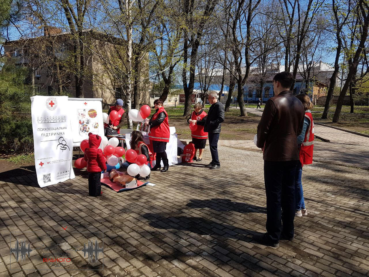 На Донеччині, у Бахмуті, волонтери Червоного Хреста в Україні відзначили своє свято