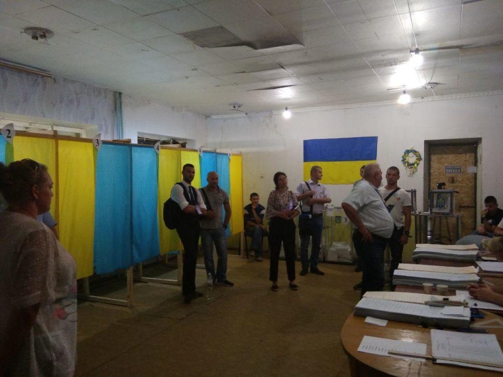 Подозреваемый в вывозе “беркутовцев” с Майдана победил на выборах в Зайцево