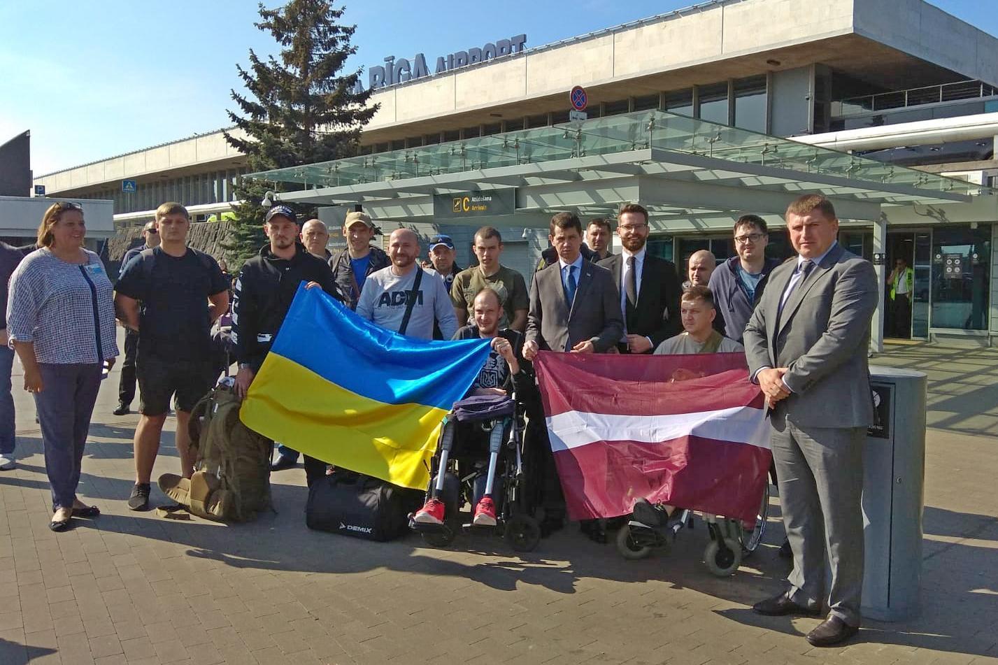 Латвія прийняла на лікування ще 14 український військових