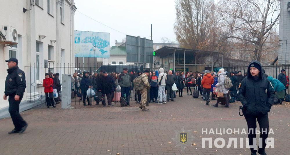 Из поезда Бахмут-Львов эвакуировали 500 пассажиров из-за “минирования” (ФОТО) 2