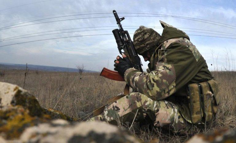 Окупанти обстріляли околиці Бахмутського району, один військовий загинув