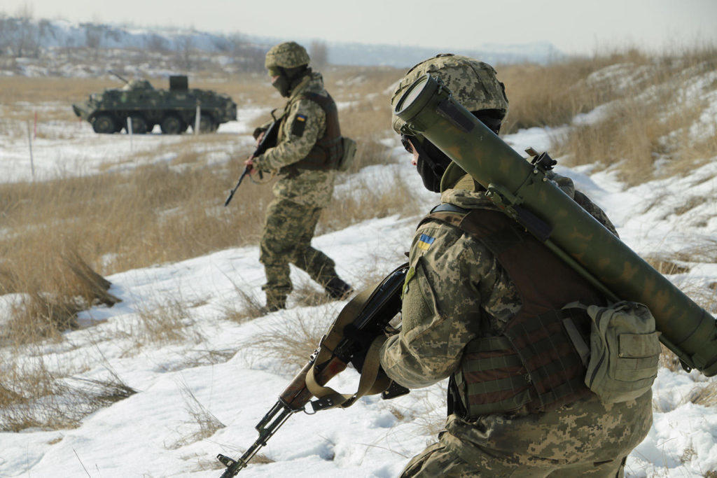Майже 130 мін випустили бойовики в бік ЗСУ за 15 та 16 лютого, — штаб ООС