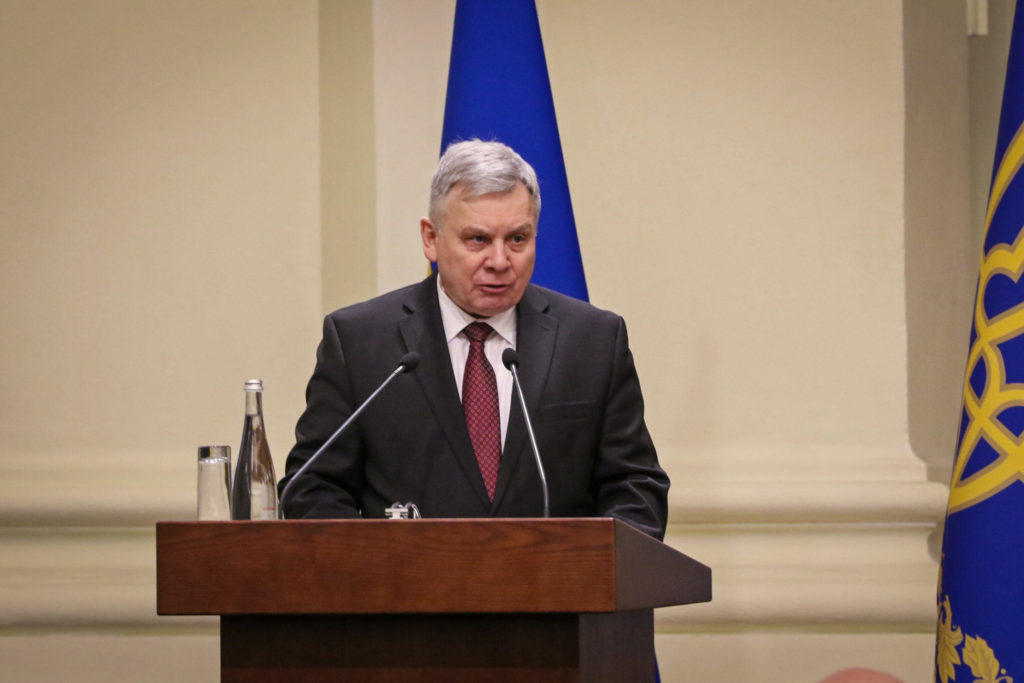 Президент представил нового министра обороны Украины