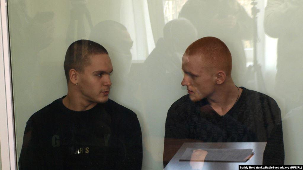 Підозрюваних у вбивстві активіста Мирошниченка триматимуть під вартою до літа, — суд