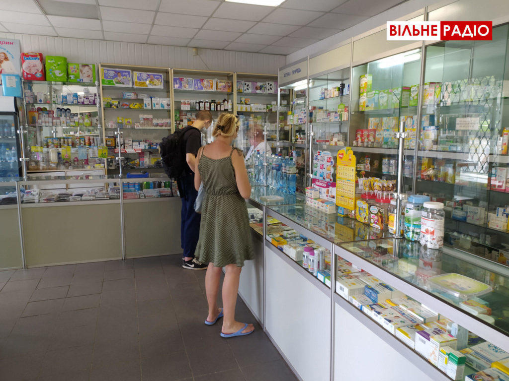 Ціна захисту від COVID-19: скільки коштують маски та респіратори в аптеках Бахмута (Аудит)