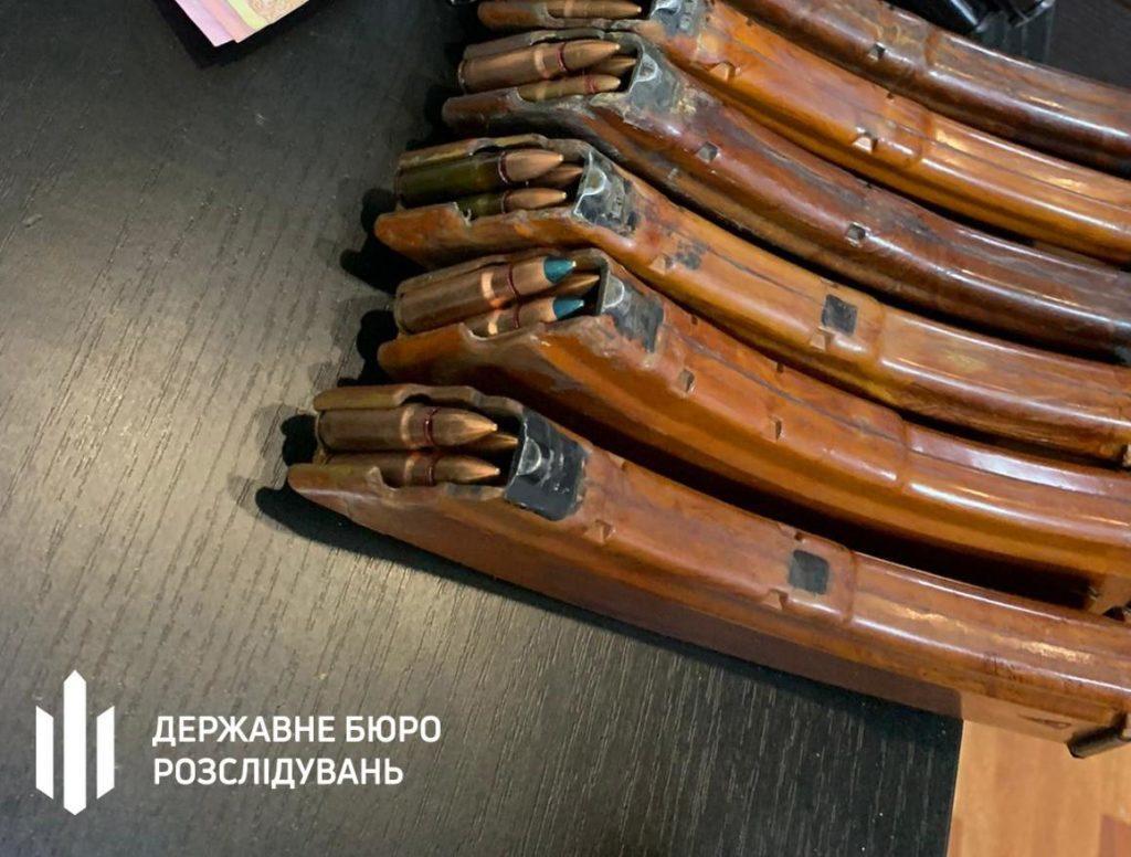 У начальника патрульной полиции Донетчины нашли гранату и тысячи патронов, — ГБР