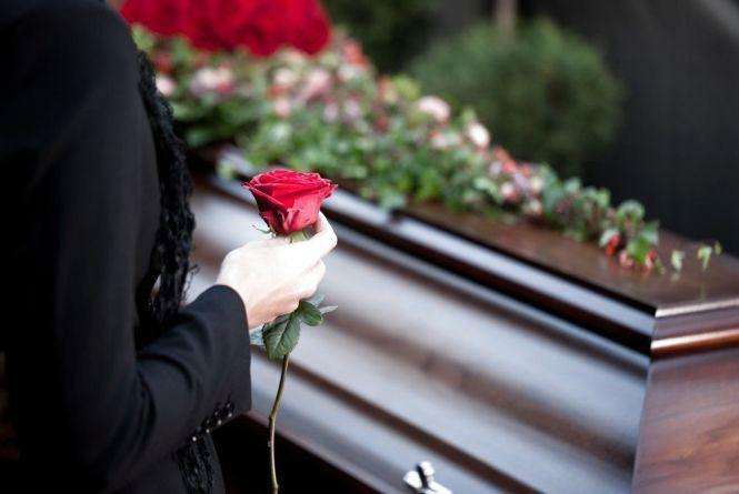 В Бахмутской ОТГ размер помощи на погребение повысят почти на 2 тыс грн