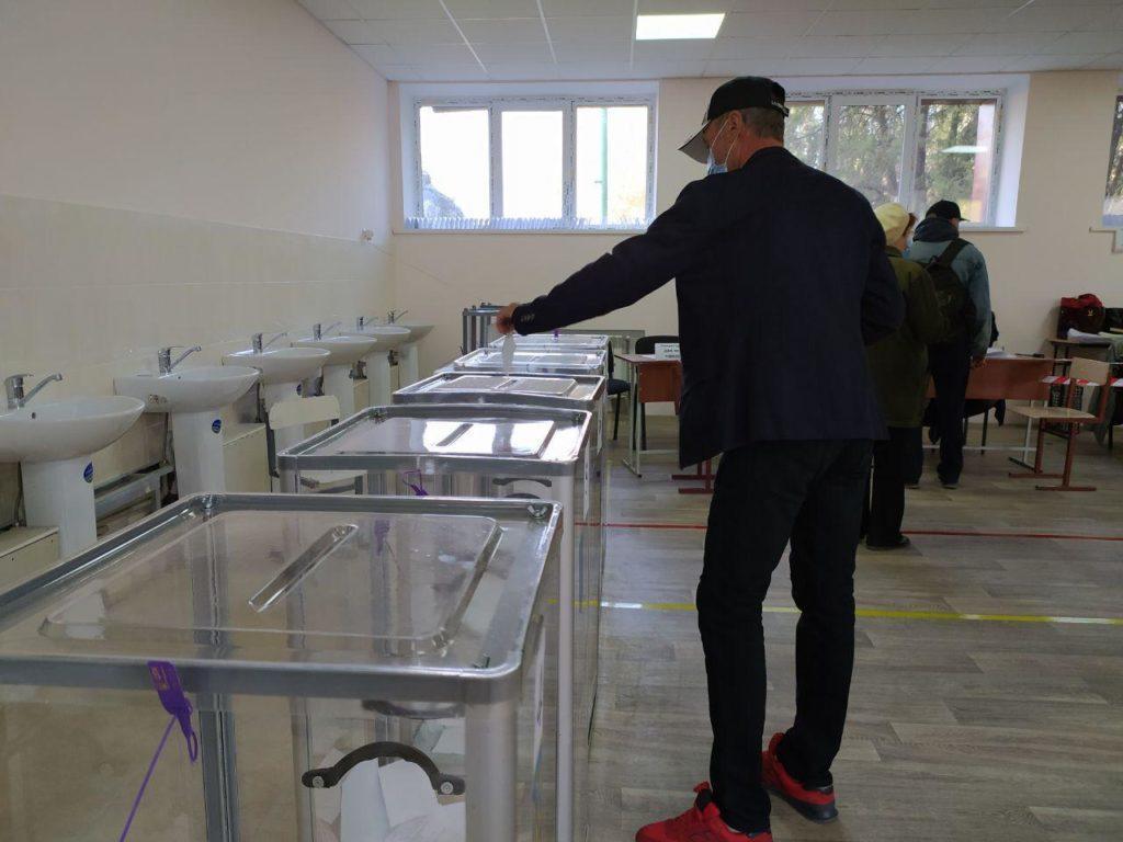 Станом на 13:00 в Бахмутській ОТГ проголосували трохи більше 20% виборців