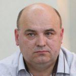 <div class='tooltipster-wrapper'><img class='tooltiper-img' src="https://freeradio.com.ua/wp-content/uploads/2020/12/Oleh-Bondarenko-150x150.jpg"><h5>Олег Бондаренко</h5><span style="font-weight: 400;">47 лет. Мэр Новгород-Северского, лидер местных выборов в 2020. Коронавирус поразил 80% легких мужчины</span></div>