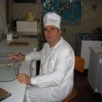 <div class='tooltipster-wrapper'><img class='tooltiper-img' src="https://freeradio.com.ua/wp-content/uploads/2020/12/Volodymyr-Dolhopolov-1-150x150.jpg"><h5>Владимир Долгополов</h5><span style="font-weight: 400;">90 лет. Детский хирург, основатель детской хирургической службы в Полтавской области.</span>
<span style="font-weight: 400;">Впервые ввел в области консервативное лечение инвагинации, хирургические вмешательства при гипоспадии, болезни Гиршпрунга, гастрошизисе. В 80-летнем возрасте ушел на заслуженный отдых</span></div>