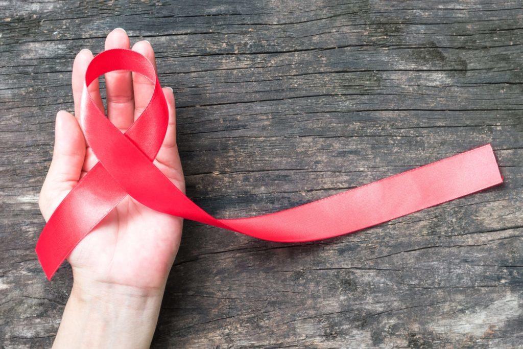 В 2020 году 400 жителям Донетчины подтвердили ВИЧ-положительный статус