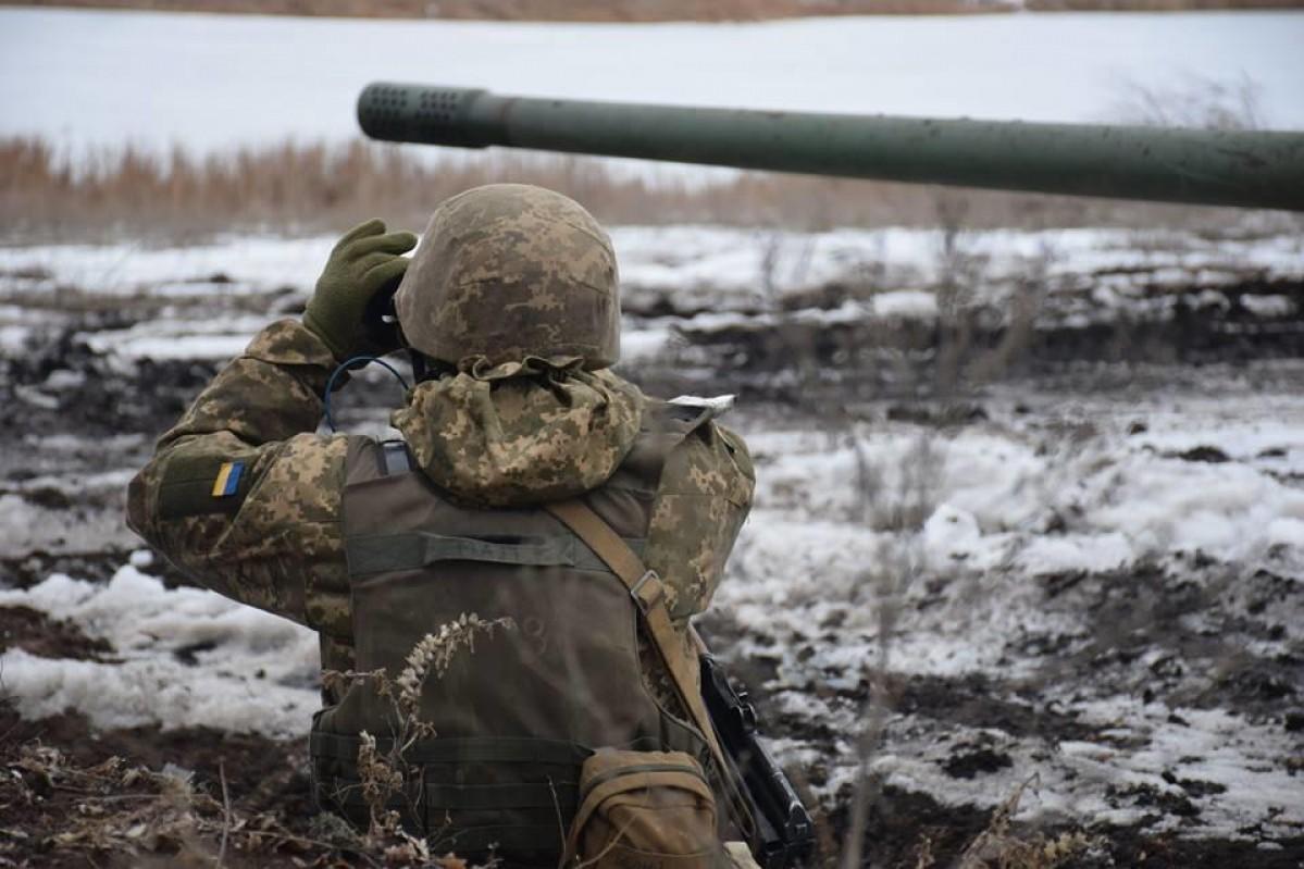 Доба в ООС: бойовики на Донбасі на сході тричі стріляли по українських військових