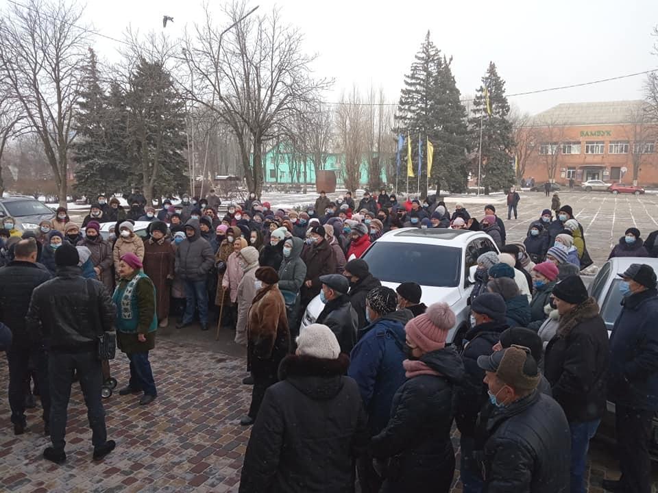 Мешканці кількох міст Донеччини влаштували протест проти зростання тарифів