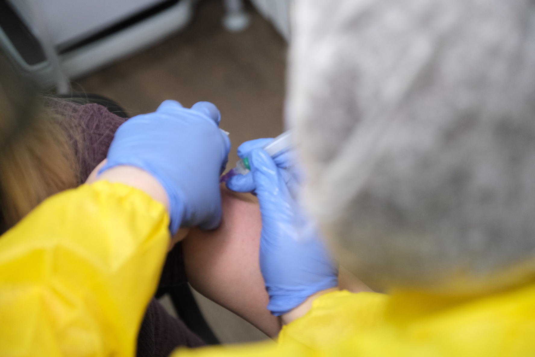 В Бахмуті вже зробили перші вакцини проти COVID-19. Незабаром щеплення робитимуть у Світлодарську