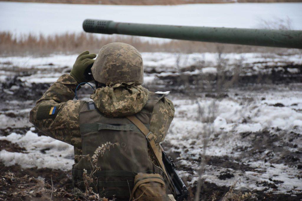 В зоні ООС на Донбасі поранені 10 військових ЗСУ
