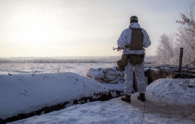 В Бахмутський район прилетів безпілотник з ТОТ, а на Луганщині БПЛА ще й скинув вибухівку, — штаб ООС