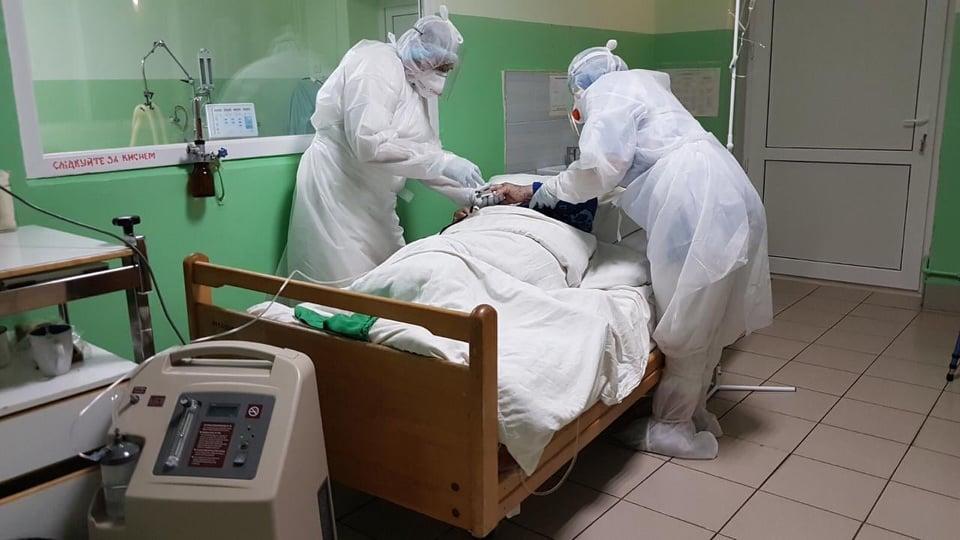 Майже 400 мешканців Донеччини досі хворіють на COVID-19, — ДонОДА