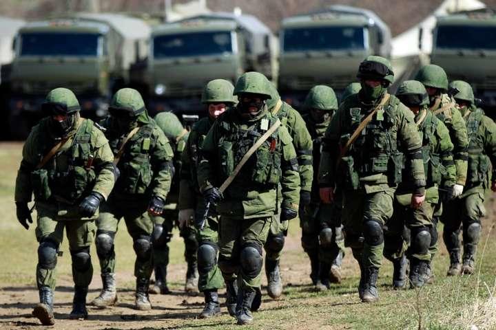Дорога “домой” в сотни км: РФ заявила об отступлении войск с границ Украины и оккупированного Крыма