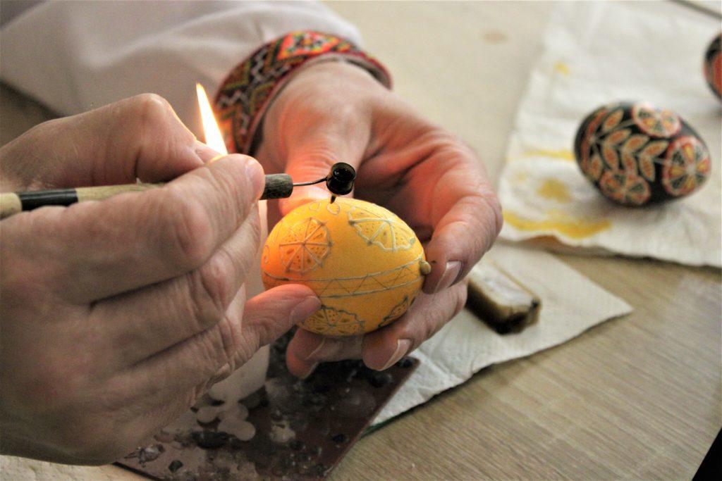 Фото на горыныч45.рф | Easter egg designs, Easter eggs, Egg designs