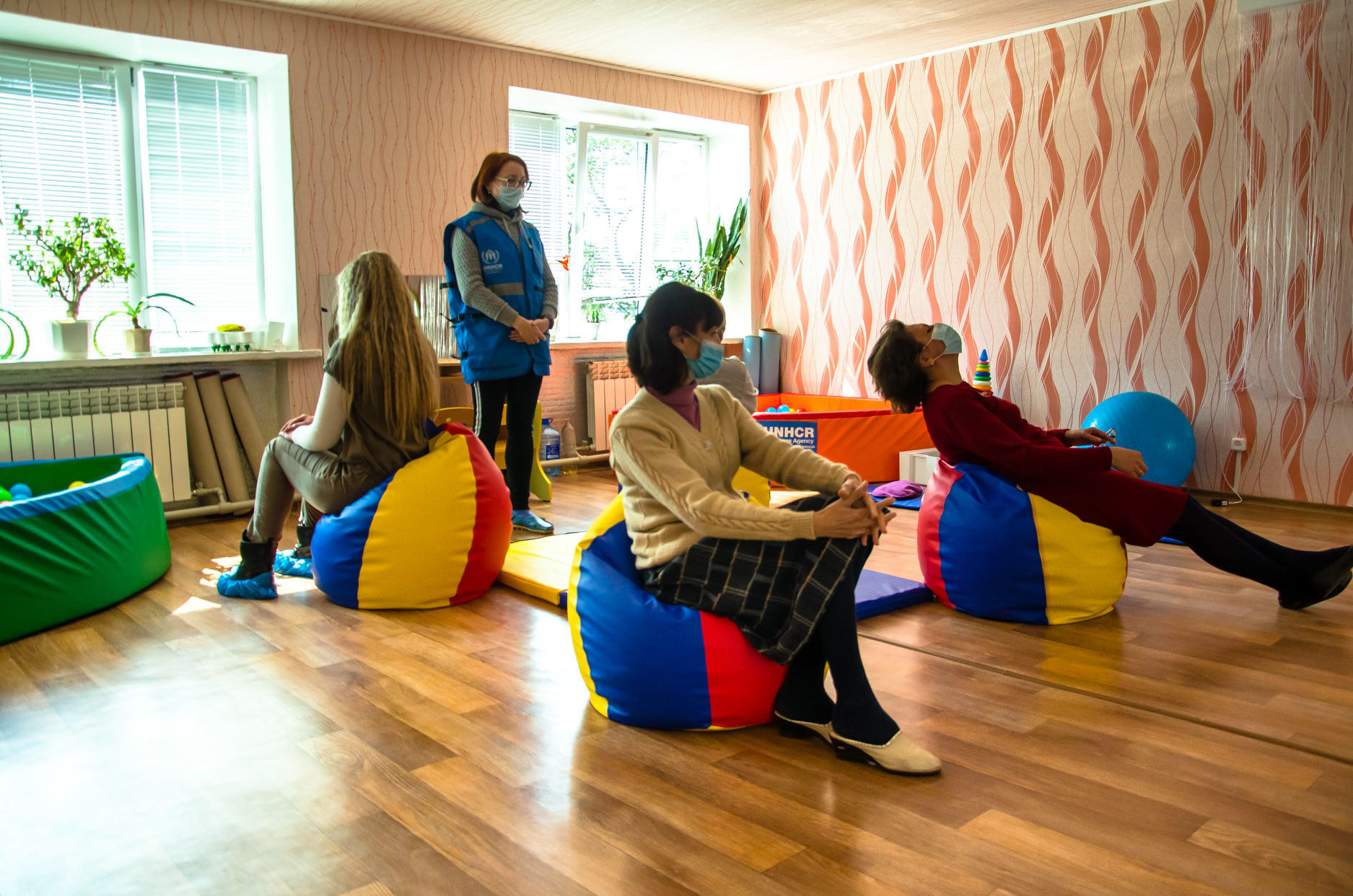 В Торецьку відкрили сенсорну кімнату для лікування дітей з аутизмом та зняття стресу (ФОТО)