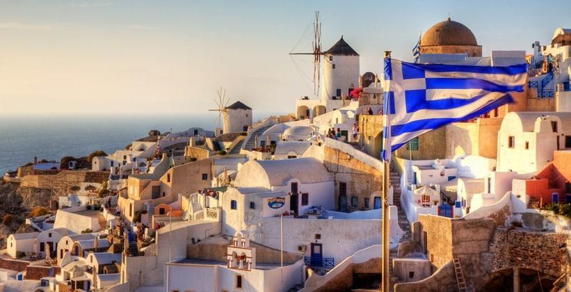 Греція відкрила двері для українських туристів. Куди ще можна поїхати