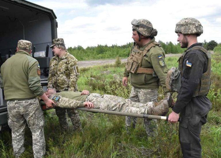 Під Волновахою бойовики поранили українського військового