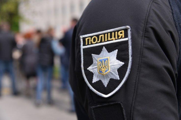 В Донецкой области наказали за нарушение карантина и взятку женщину, которая ходила по улице без паспорта