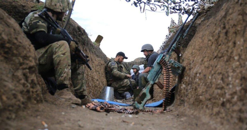 День в ООС: боевики стреляли из ПТРК, дистанционно минировали украинские позиции и запускали беспилотники