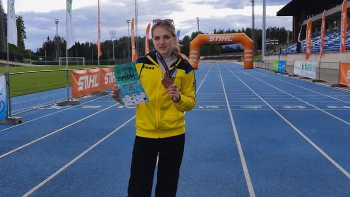 Бежала почти сутки спортсменка из Бахмута выиграла “золото” на чемпионате Европы по рогейну