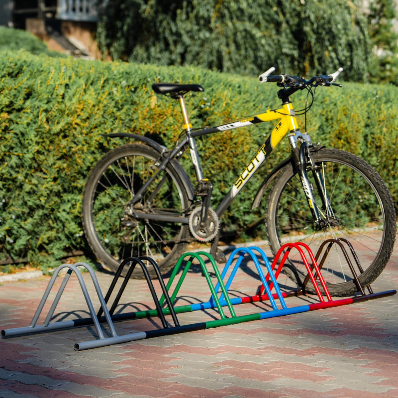 Велопаркінг, ремонти в школах та буккросинг. Що пропонують місцеві для Бахмутської громади
