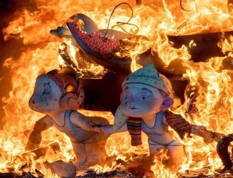 В Іспанії пройшов традиційний фестиваль Лас-Фальяс