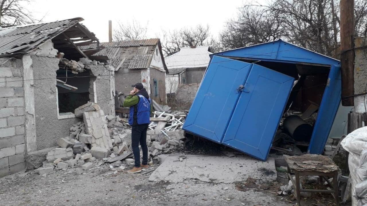 Последствия обстрелов в Гранитном Донецкой области