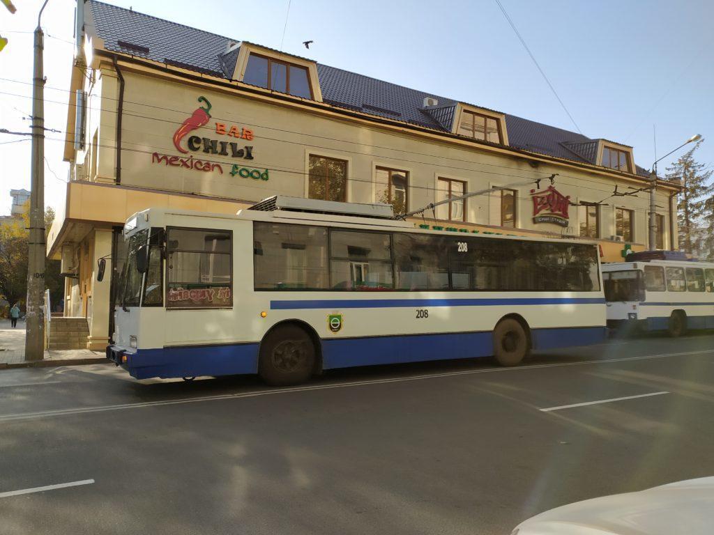 Бахмутські тролейбуси перейшли на зимовий графік. Новий розклад