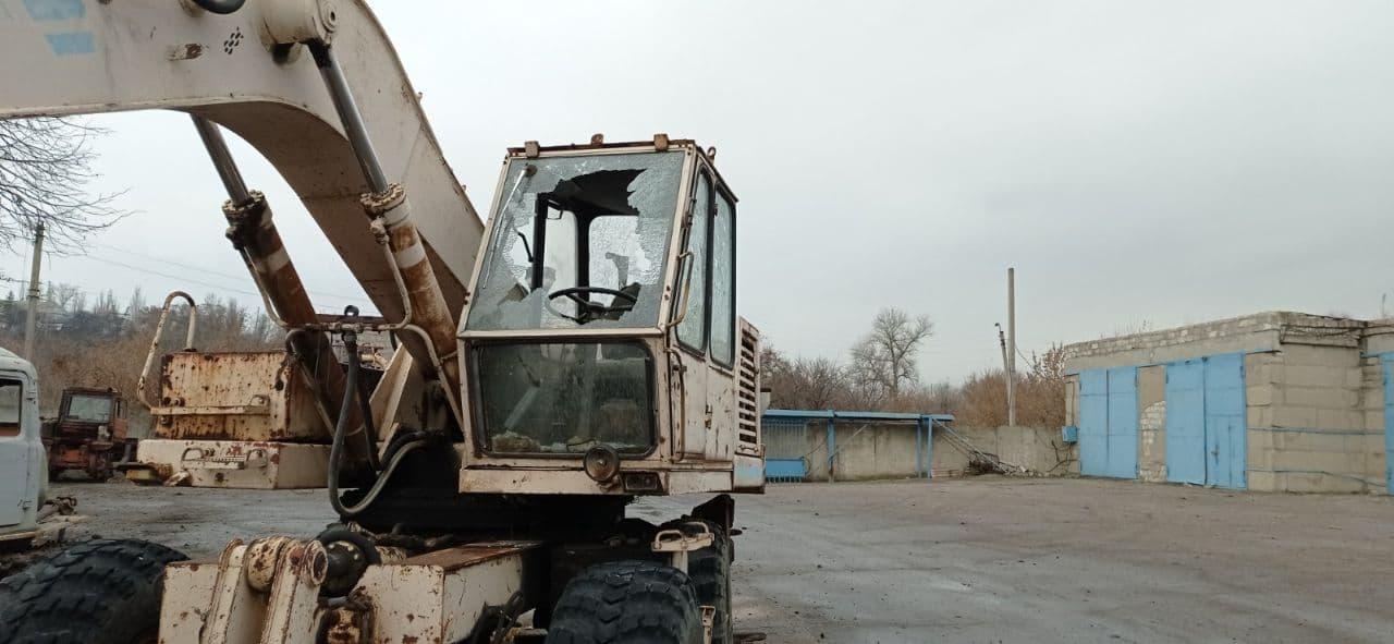 Снарядами по мирних: бойовики обстріляли два населених пункти на Луганщині (ФОТО) 5