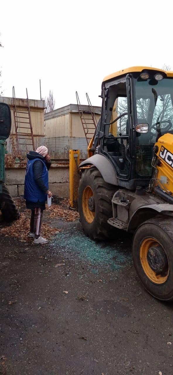 Снарядами по мирних: бойовики обстріляли два населених пункти на Луганщині (ФОТО) 2