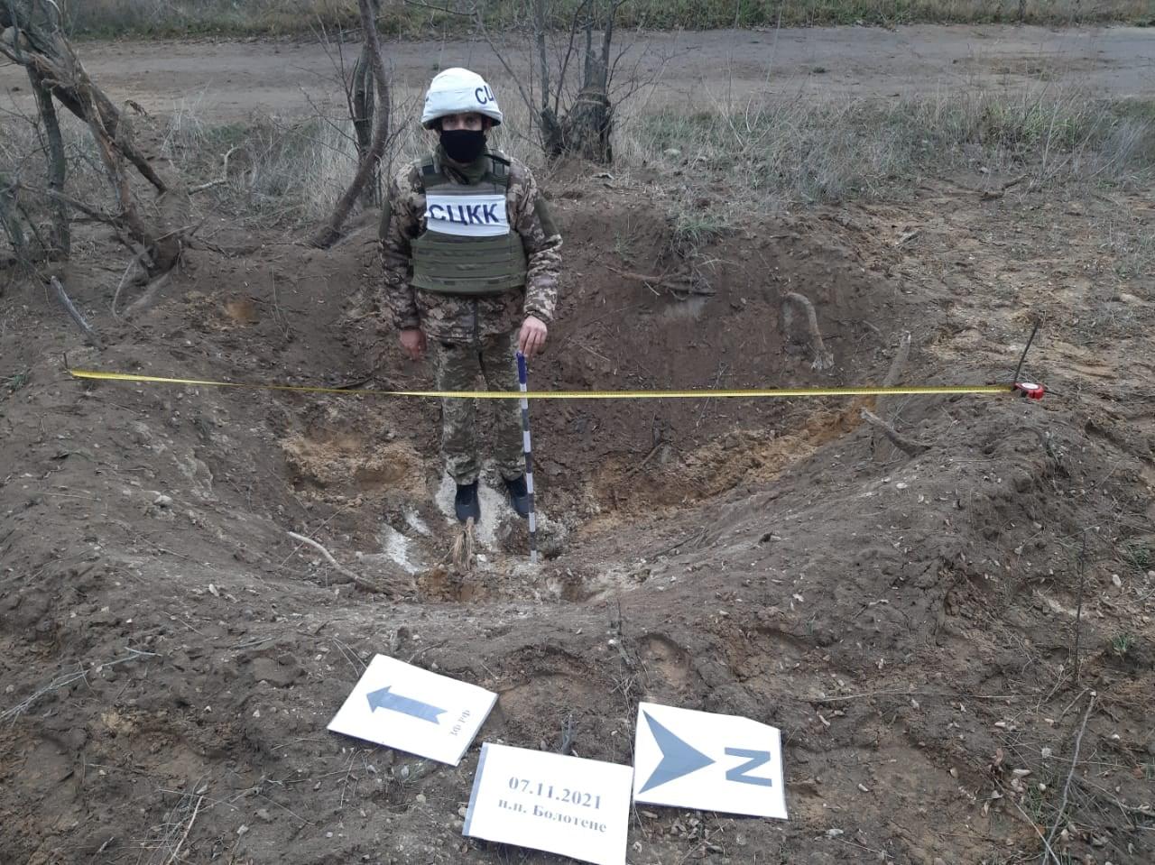 Снарядами по мирным: боевики обстреляли два населенных пункта в Луганской области (ФОТО) 11