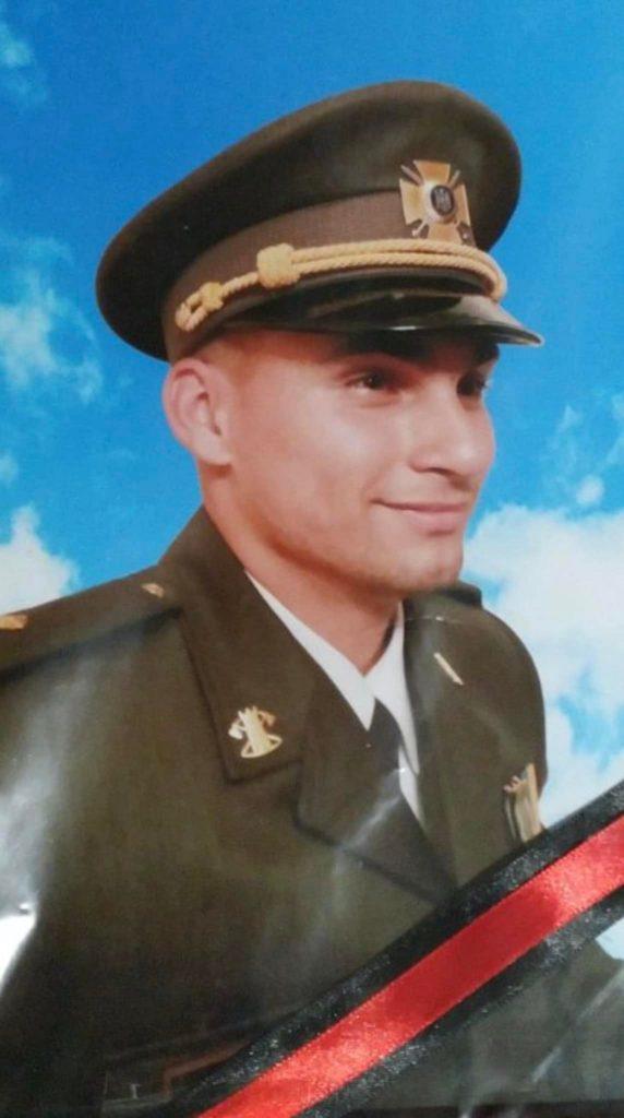 В понедельник на Донбассе погиб 23-летний военный Илья Супрун