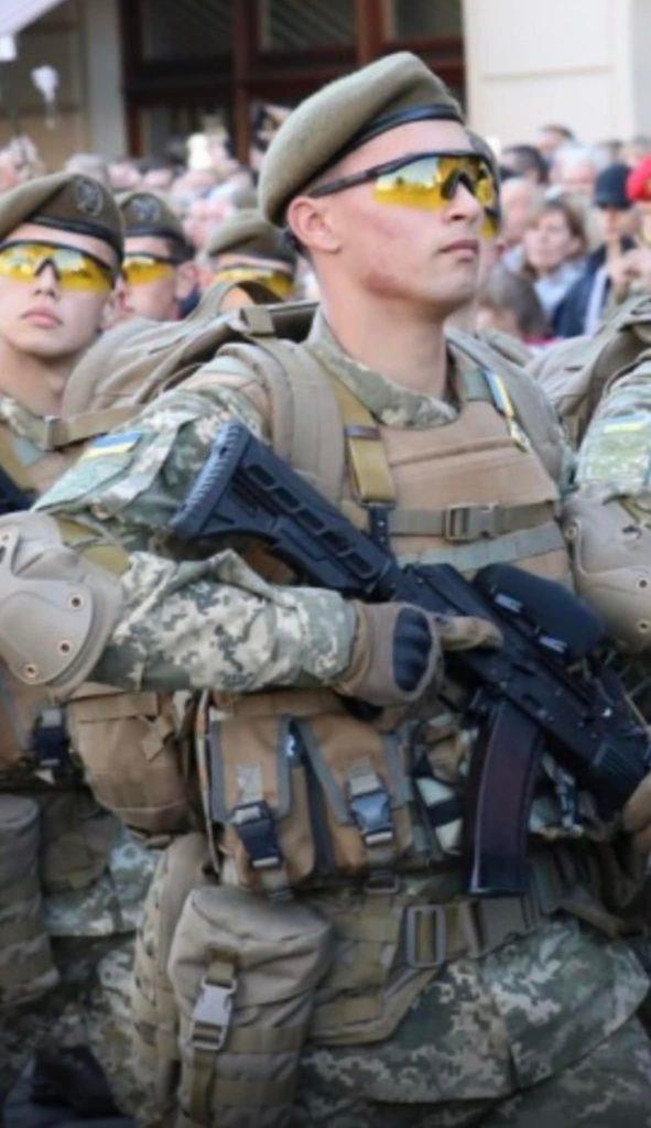 В понедельник на Донбассе погиб 23-летний военный Илья Супрун