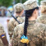Менше професій та ніяких штрафів за відмову: Як змінилася ситуація з військовим обліком жінок