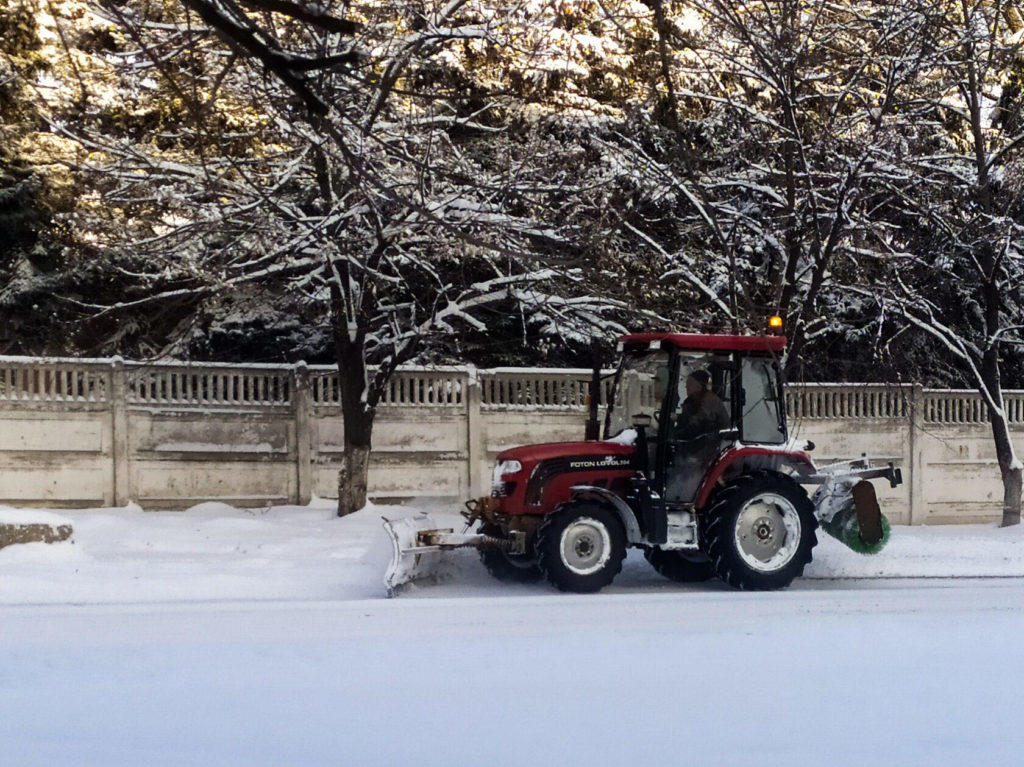 Снег на миллионы: сколько в Донецкой области тратят из бюджета на уборку снега (примеры 5 громад)
